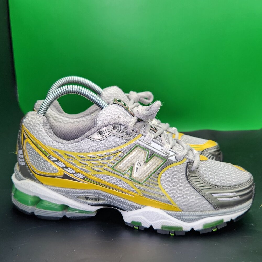 New Balance 1225 (2009)